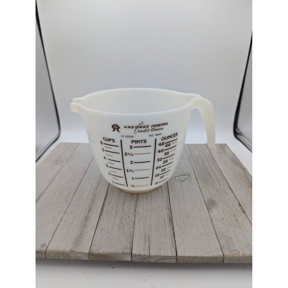 Advertising Large Measuring Bowl Cup 6 cups White Hastings Federal Credit Union - Picture 1 of 6